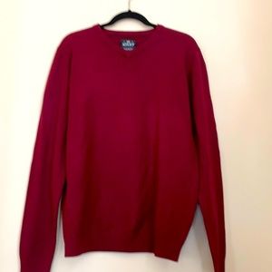 Men’s large Burgundy V neck sweater